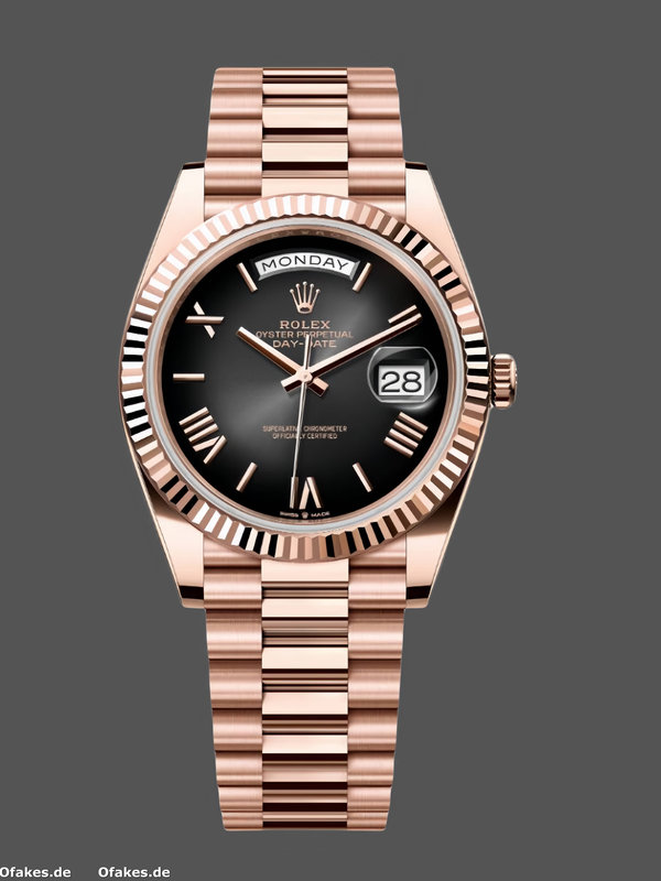 Rolex Day Date in 18 ct Everose Gold M228235 0055 40mm