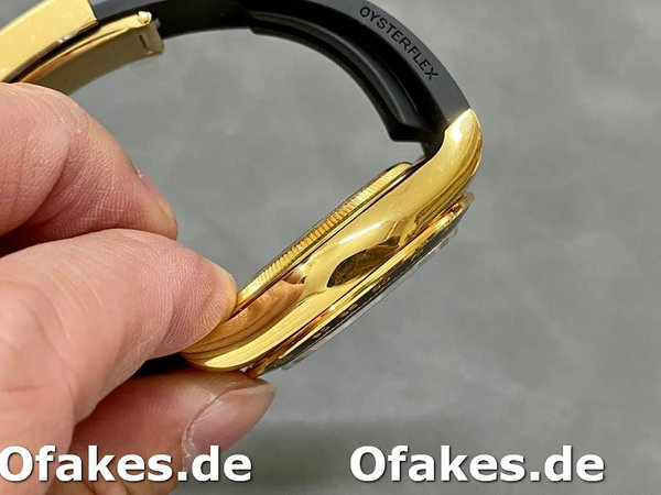 Replica Rolex Cosmograph Daytona 40 Gelbgold Schwarz Gummi m126518ln 0006