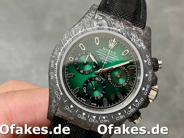 Replica Rolex Cosmograph Daytona DIW Carbon Fiber Green Dial 40mm Herrenuhr
