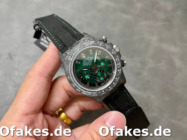 Replica Rolex Cosmograph Daytona DIW Carbon Fiber Green Dial 40mm Herrenuhr